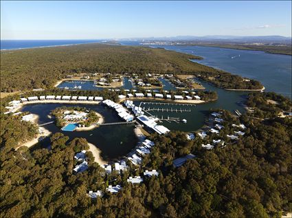 Couran Cove - Couran Point - South Stradbroke Island - QLD  (PBH4 00 17716)